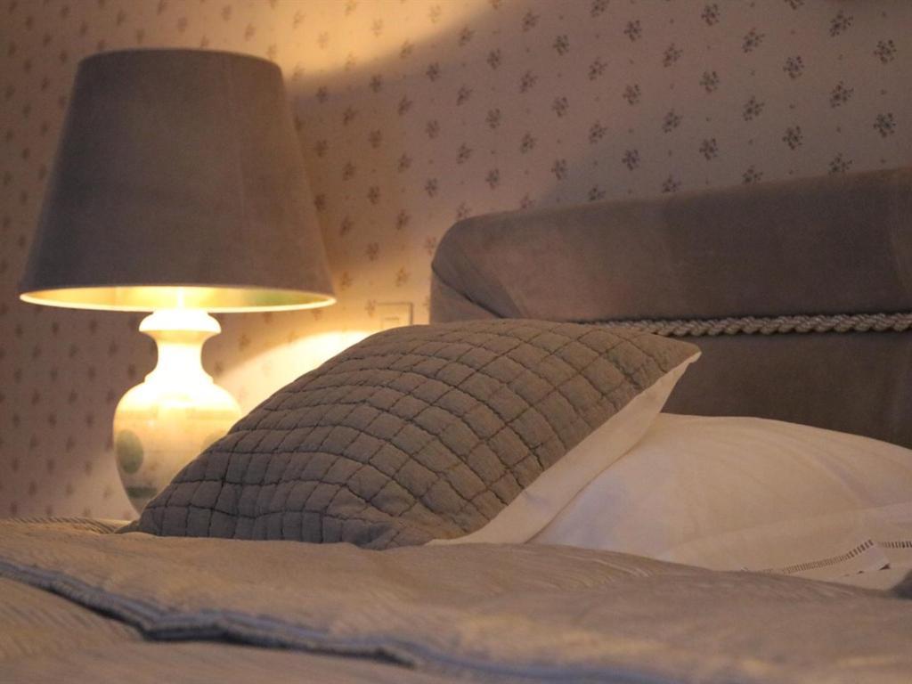 Hotel Manoir de Trégaray Sixt-sur-Aff Habitación foto